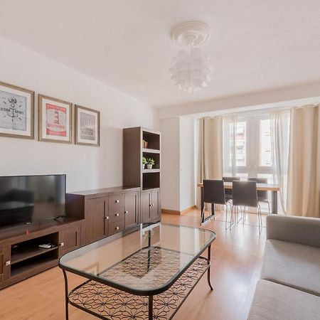 Apartamento Caja Magica Arrendamiento De Temporada Madrid Exterior foto