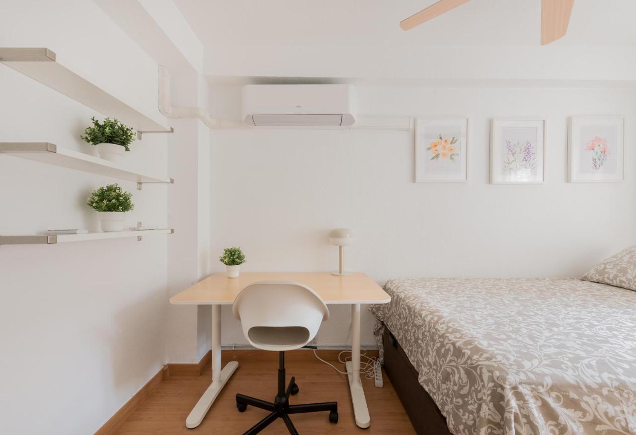 Apartamento Caja Magica Arrendamiento De Temporada Madrid Exterior foto